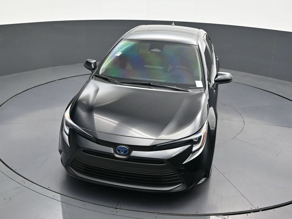 Used 2025 Toyota Corolla LE image 21