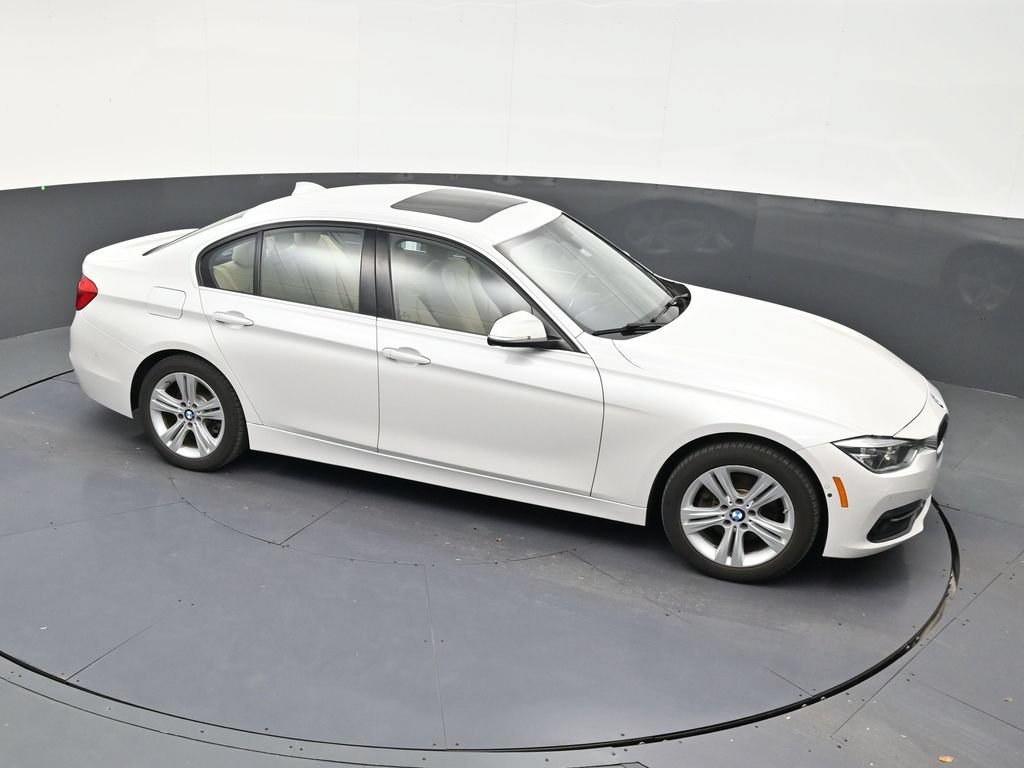 Used 2018 BMW 330i Sedan RWD image 15