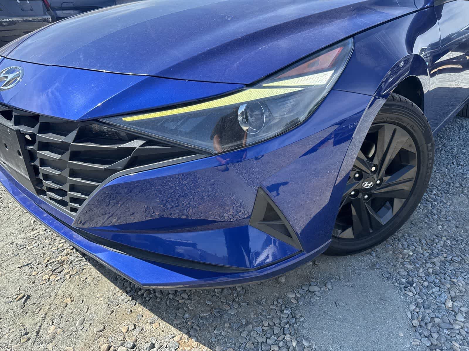 Used 2021 Hyundai Elantra SEL w/ Convenience Package FWD image 9