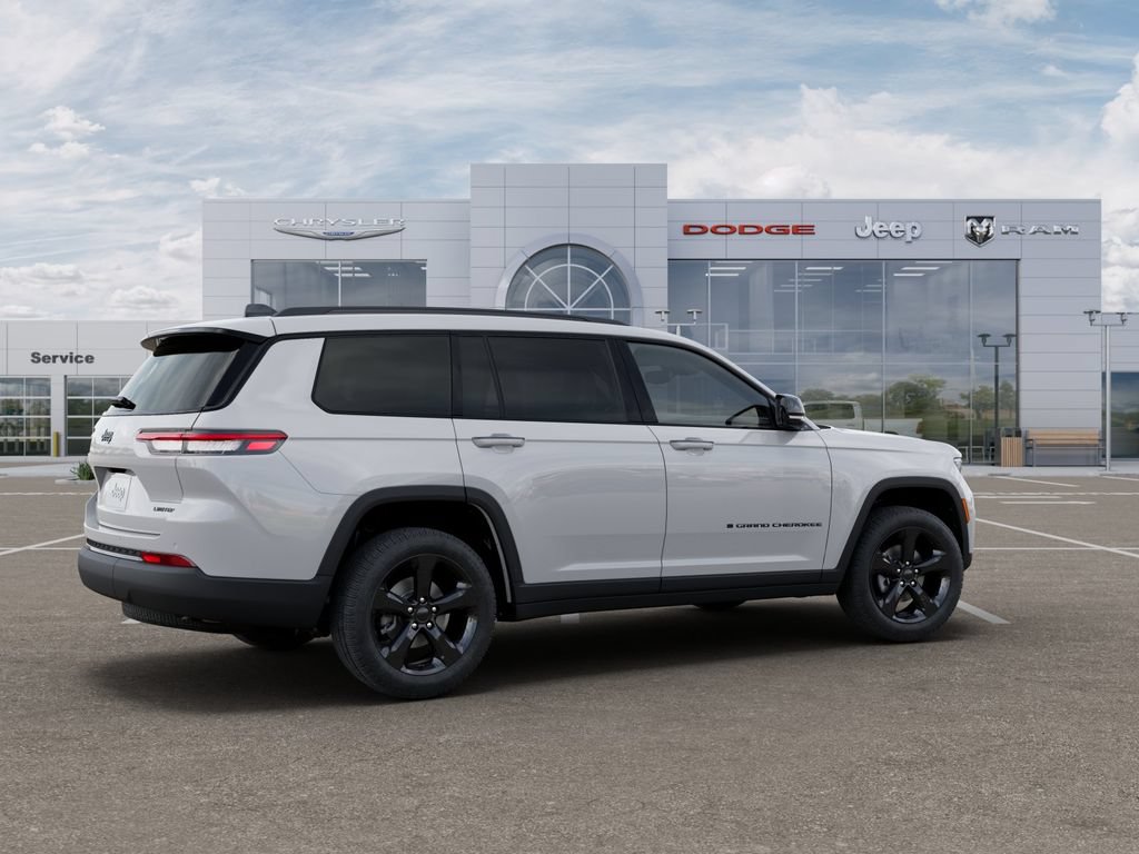 New 2025 Jeep Grand Cherokee L Limited w/ Black Appearance Package AWD/4WD image 4