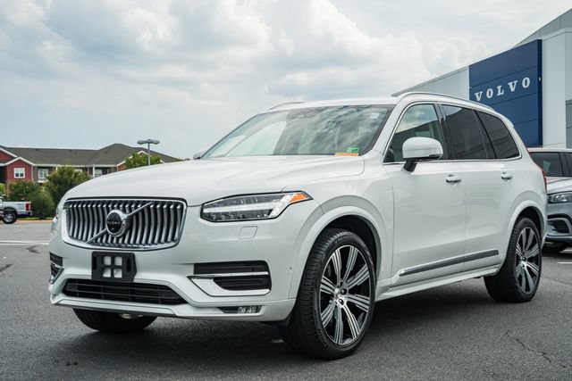 Used 2021 Volvo XC90 T6 Inscription w/ Protection Package Premier AWD/4WD image 3