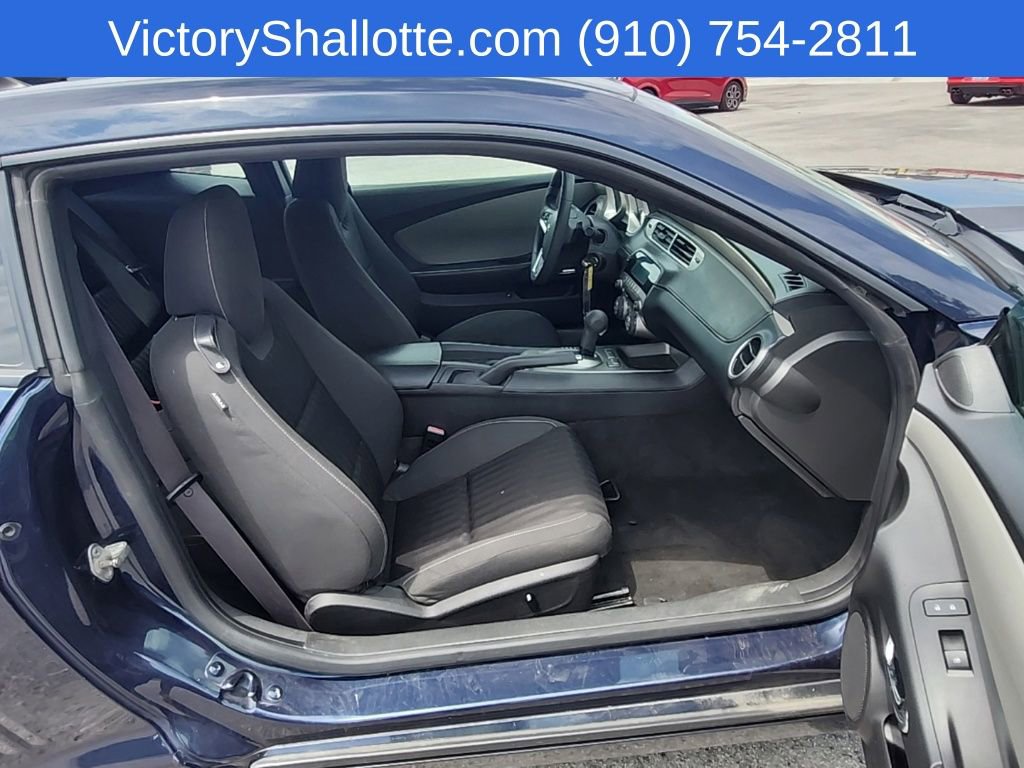 Used 2015 Chevrolet Camaro LS RWD image 21