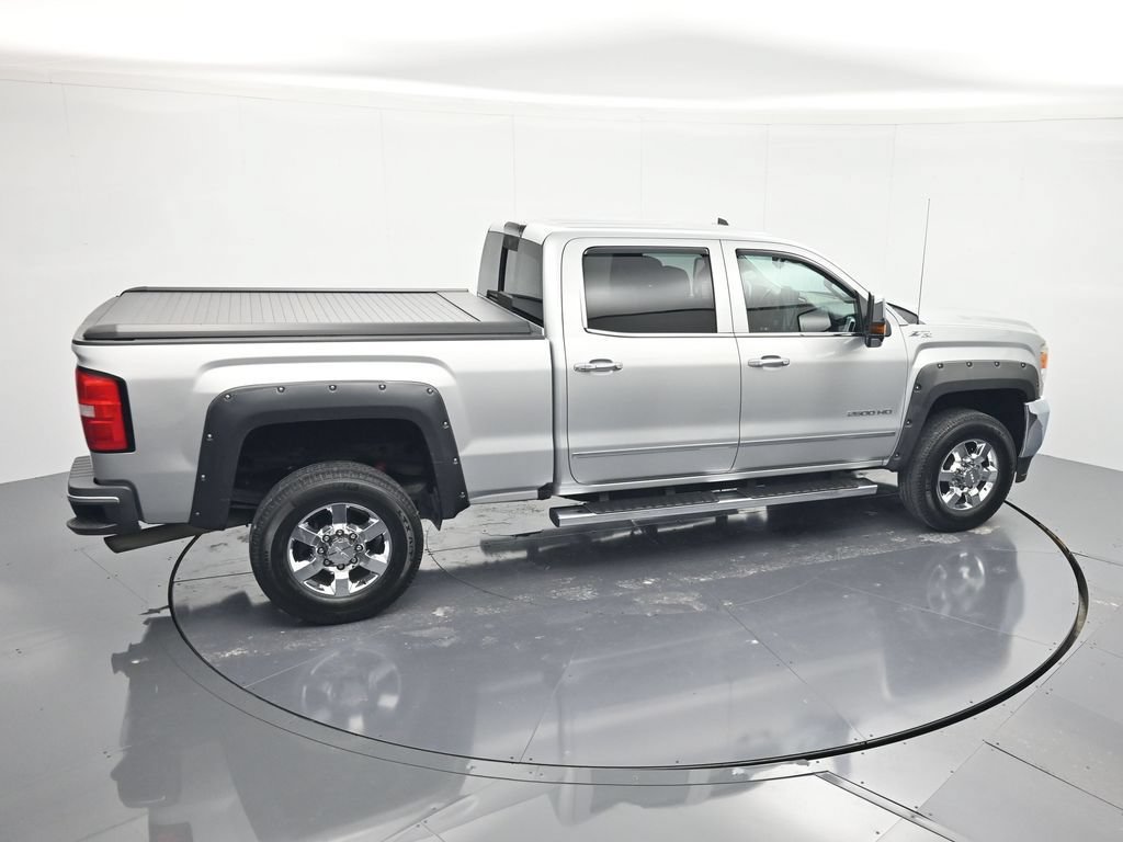 Used 2017 GMC Sierra 2500 SLT w/ Driver Alert Package AWD/4WD image 31