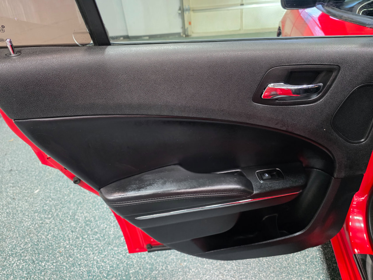 Used 2014 Dodge Charger SXT image 19