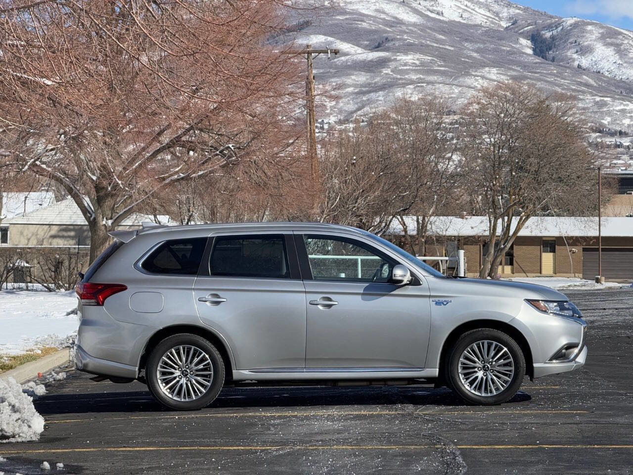 Used 2022 Mitsubishi Outlander SEL AWD/4WD image 4