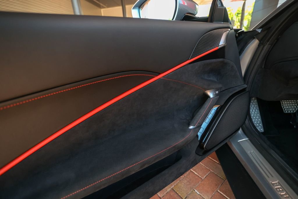 Certified 2021 Ferrari Roma RWD image 38