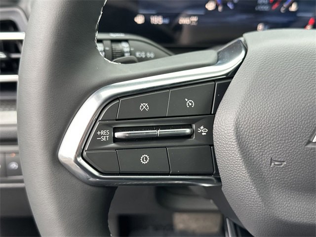 New 2025 Chevrolet Traverse LT w/ Driver Confidence Package image 17