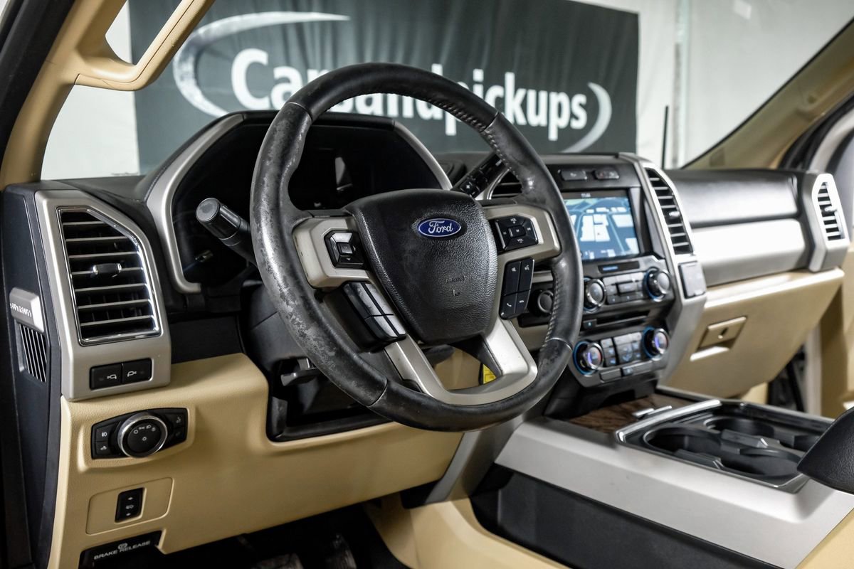 Used 2017 Ford F250 Lariat w/ Chrome Package image 15