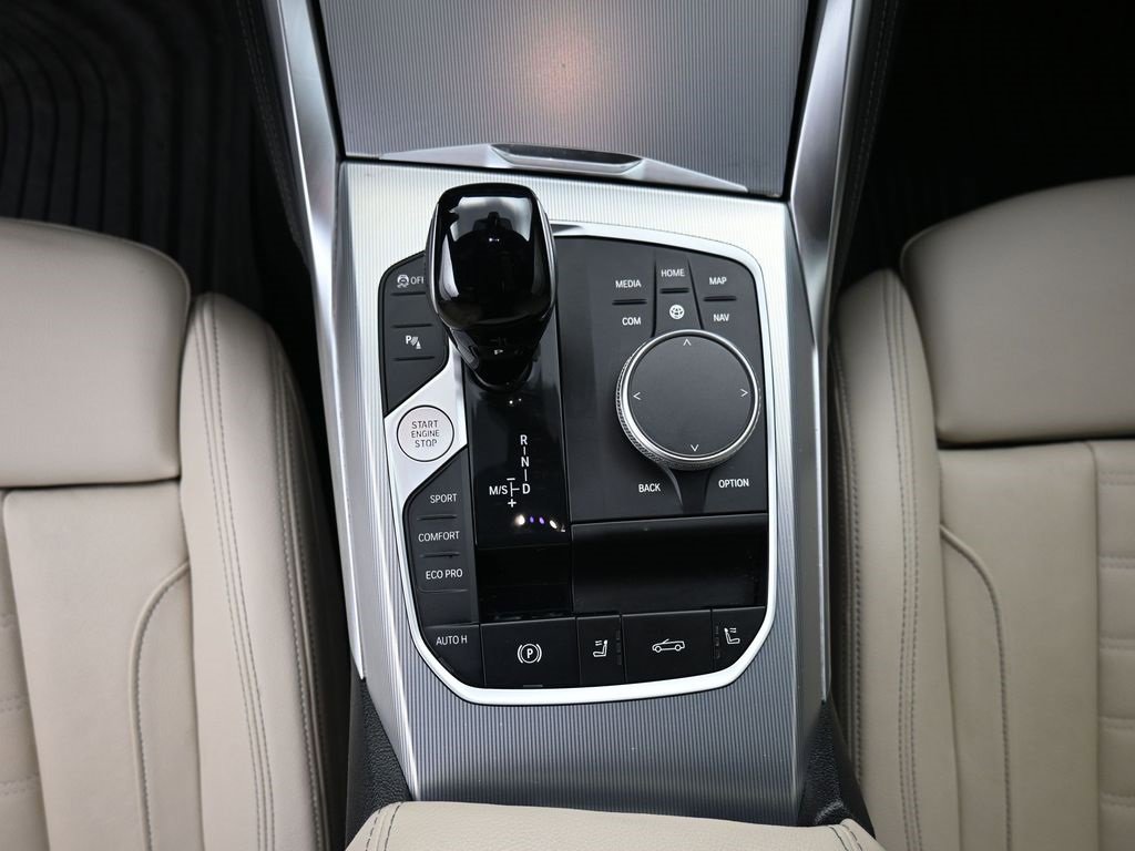 Used 2023 BMW 440i xDrive Convertible w/ Premium Package image 15