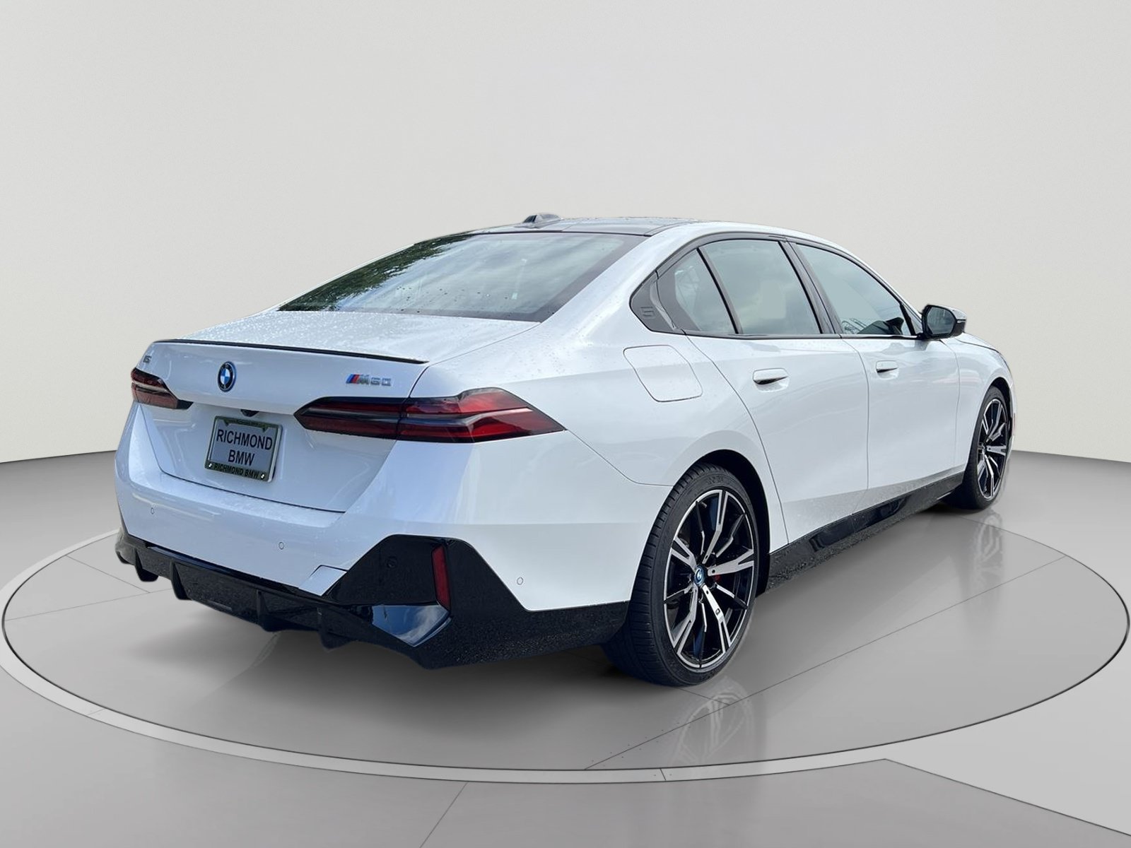 Certified 2024 BMW i5 M60 w/ Executive Package AWD/4WD image 5