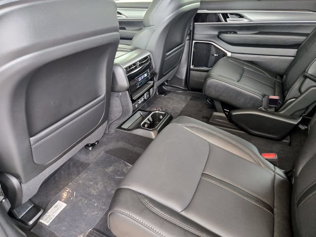 New 2026 Jeep Grand Wagoneer L Limited AWD/4WD image 23
