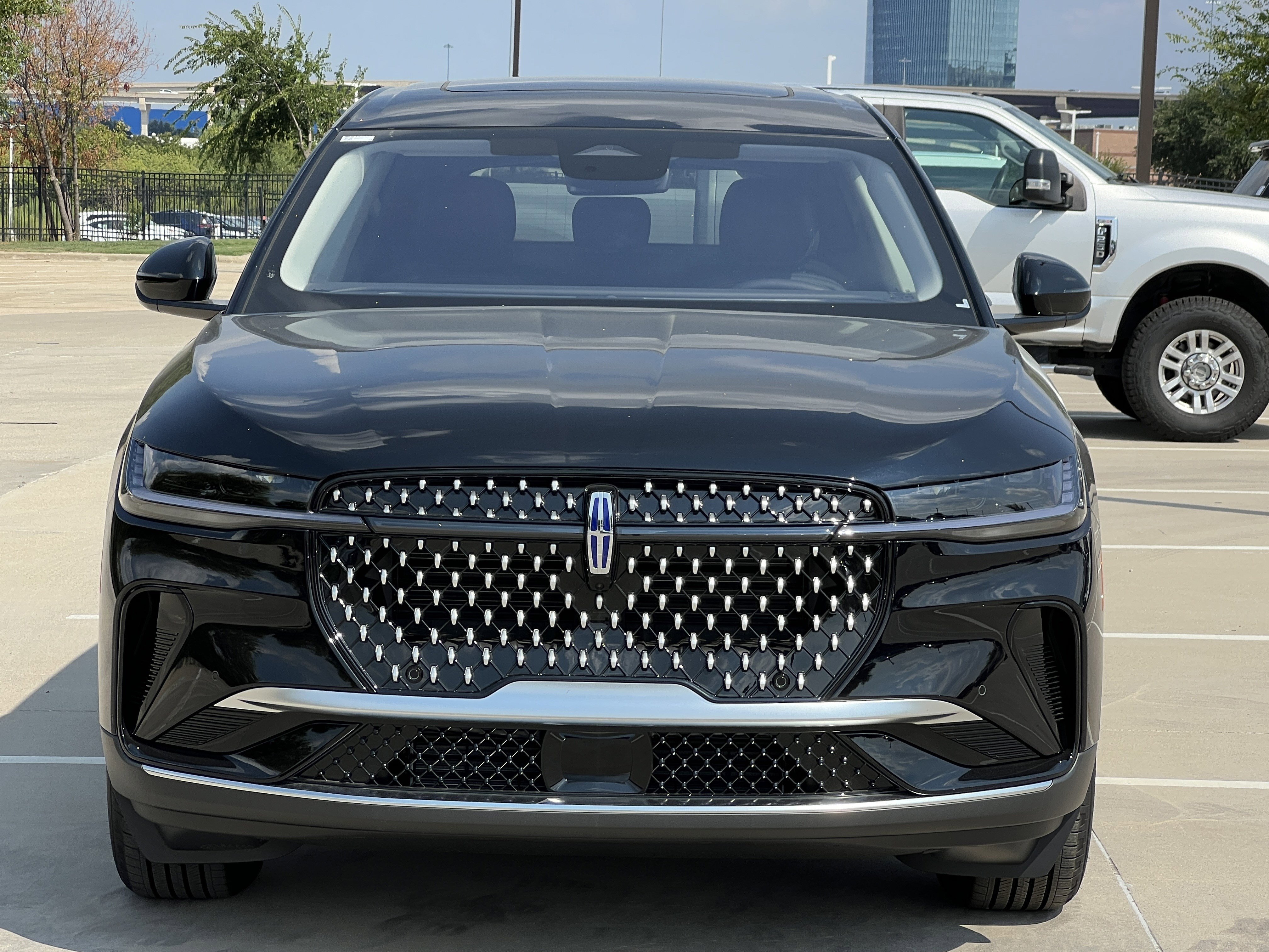 New 2025 Lincoln Nautilus Premier w/ Equipment Group 102A image 13