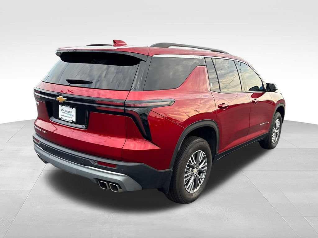 Used 2025 Chevrolet Traverse LT w/ LPO, Floor Liner Package AWD/4WD image 5