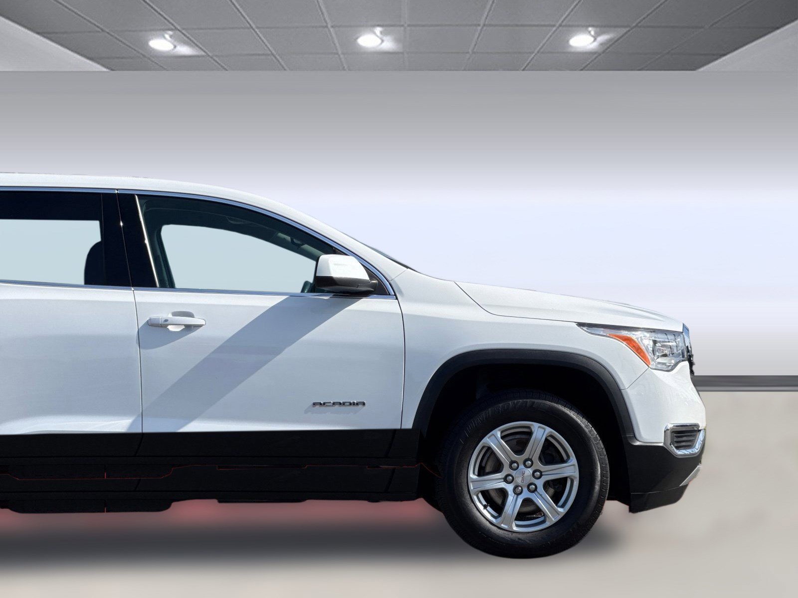 Used 2019 GMC Acadia SLE FWD image 35