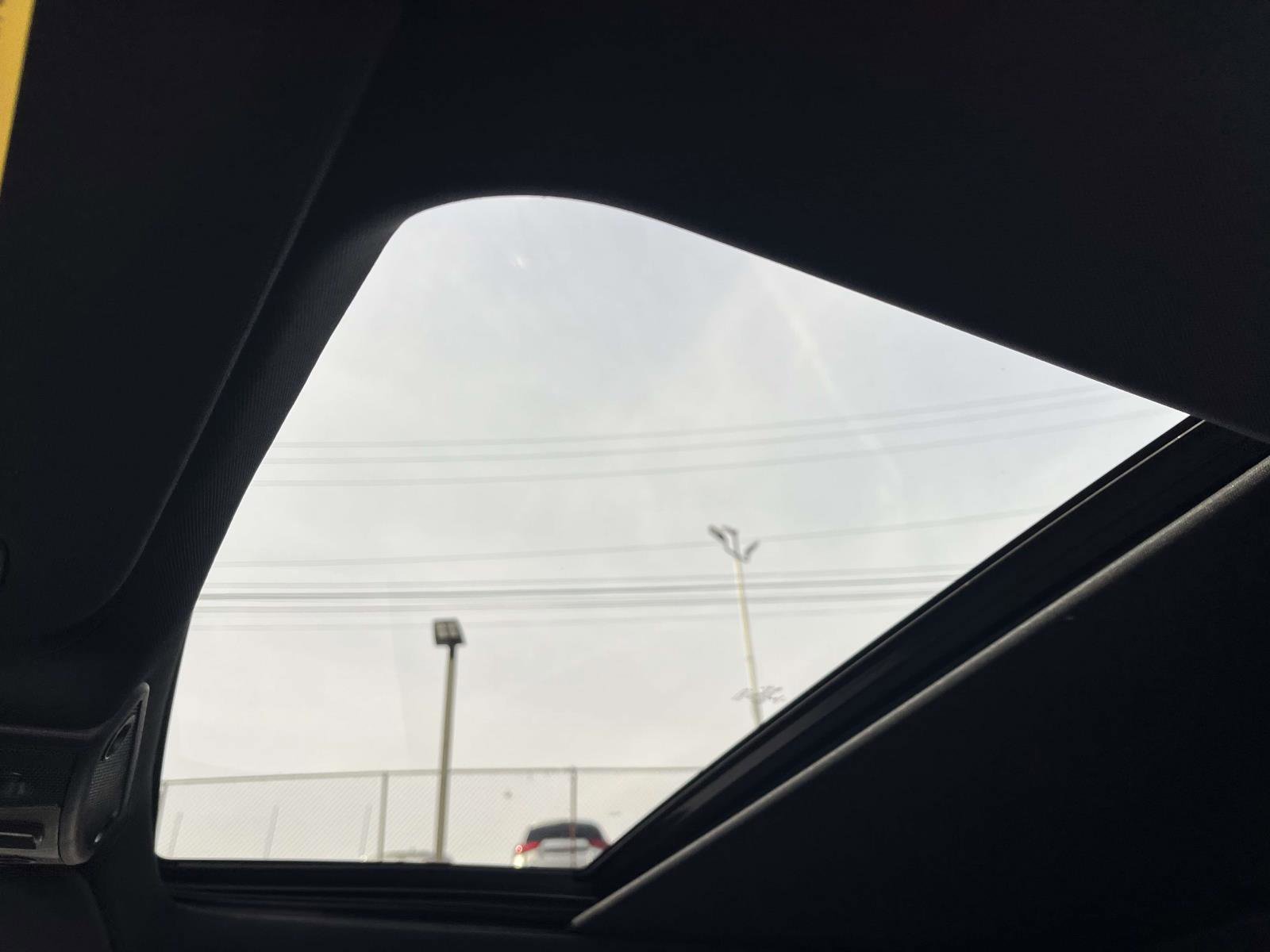 Used 2019 Ford F150 Raptor w/ Equipment Group 802A Luxury image 15