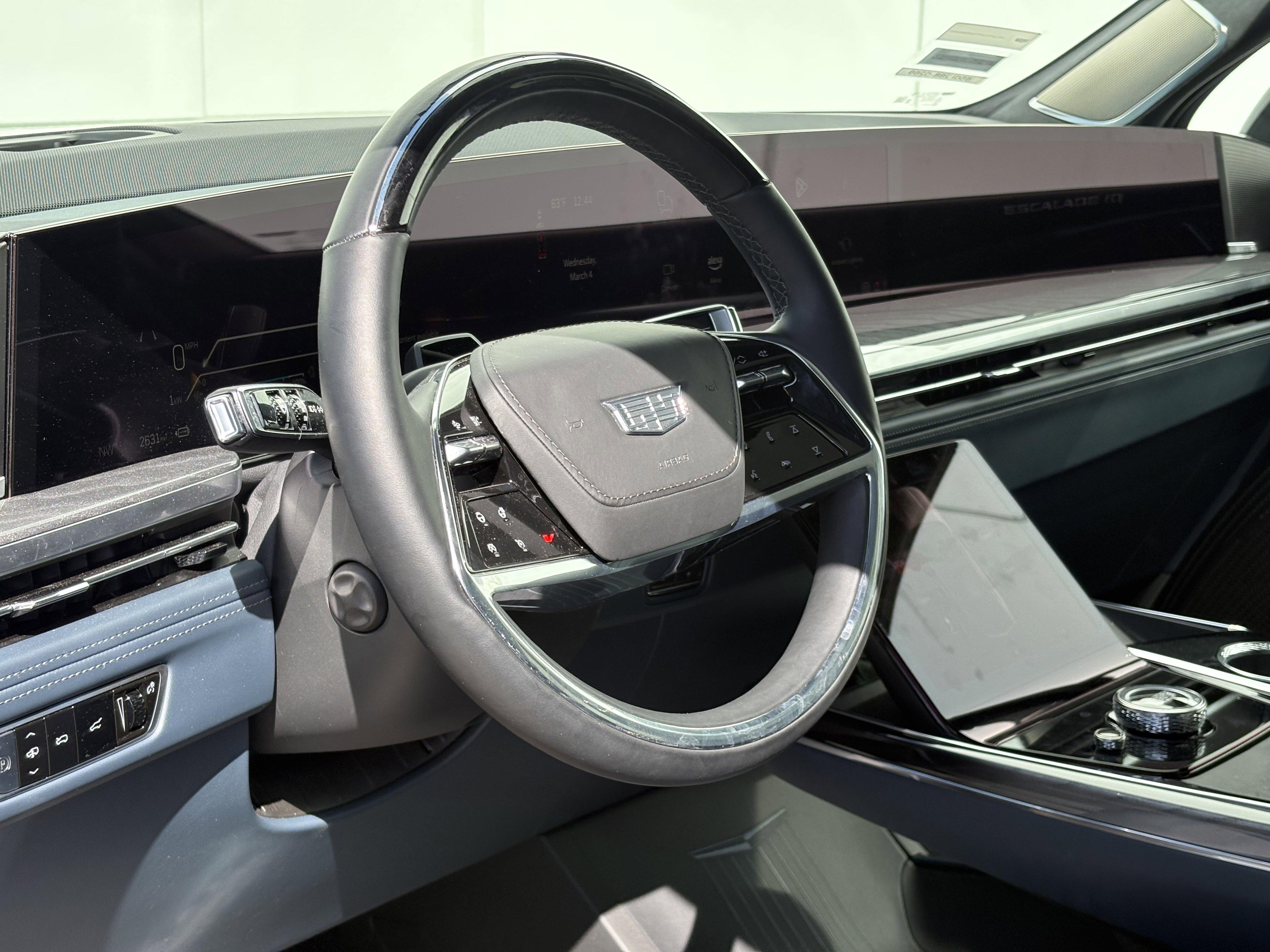 New 2025 Cadillac Escalade IQ Sport 2 w/ LPO, ONYX Package image 19