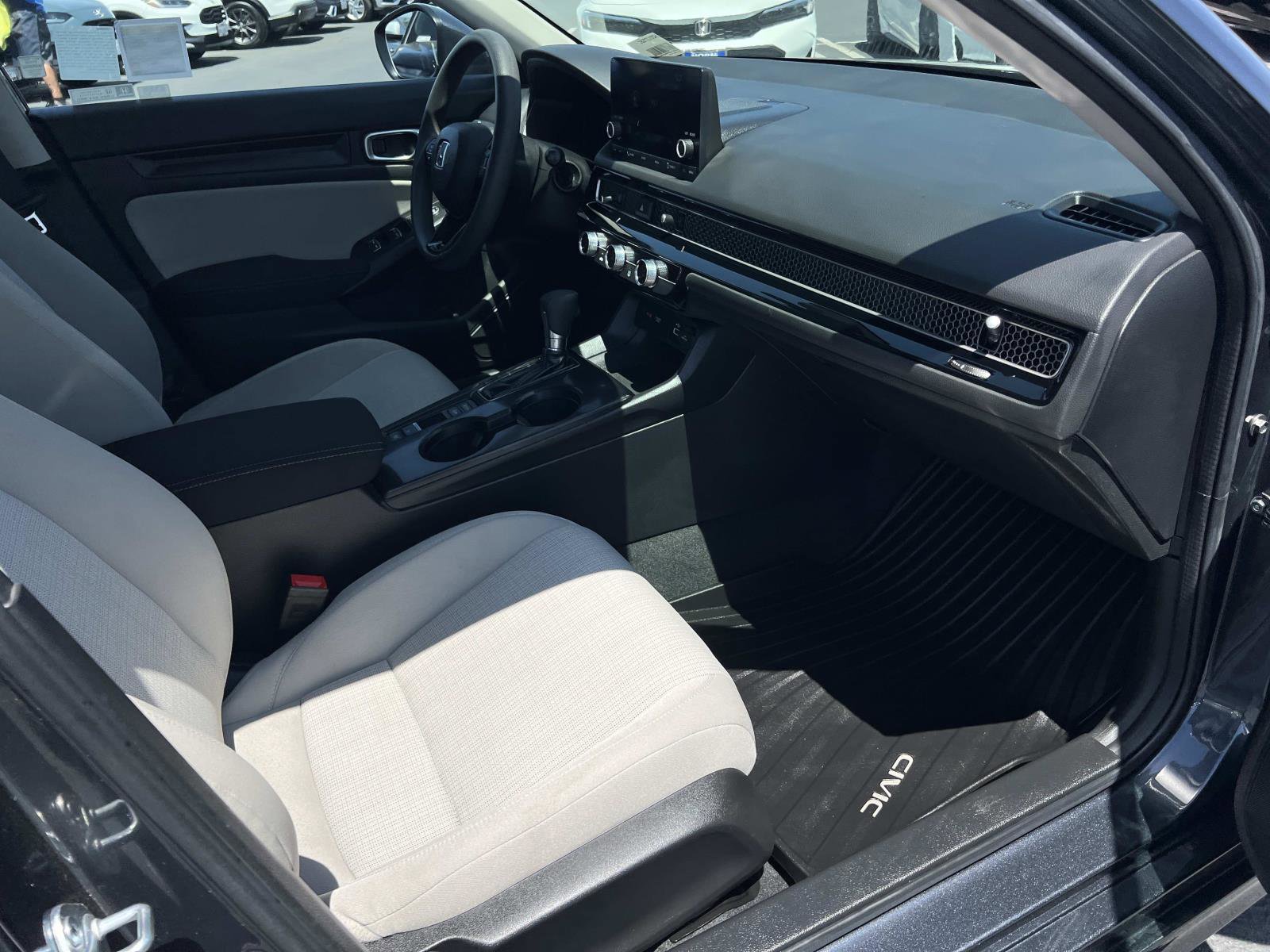 Certified 2023 Honda Civic LX image 27