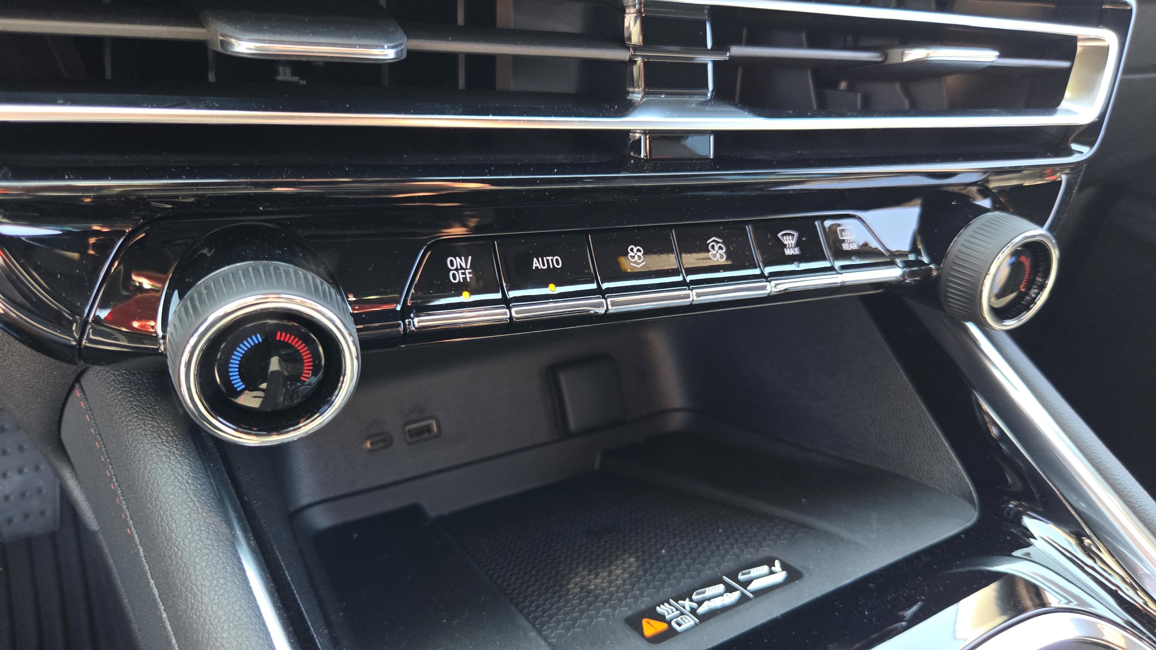 New 2026 Chevrolet Traverse Z71 image 23