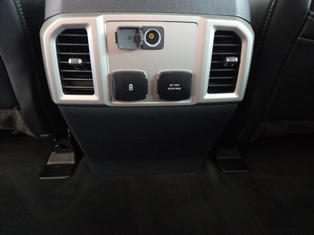 Used 2022 Ford F250 Lariat w/ Tremor Off-Road Package image 23