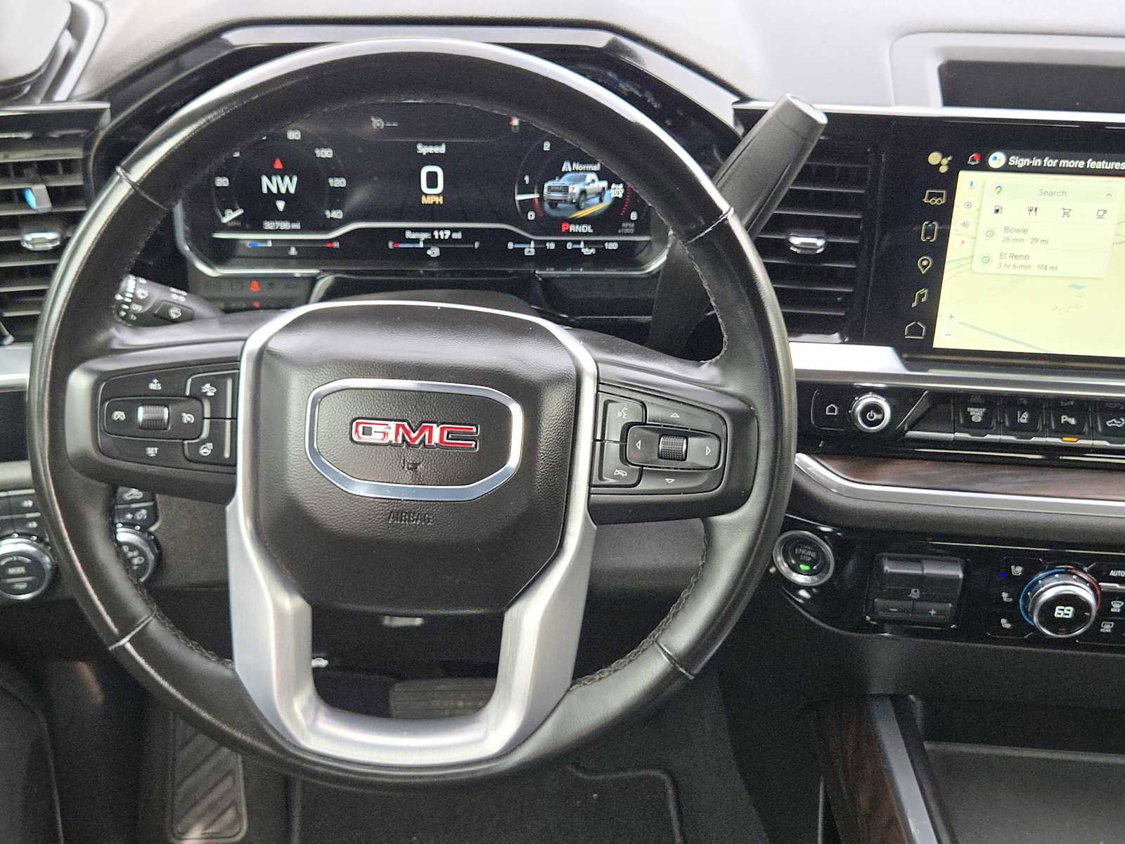 Certified 2025 GMC Sierra 2500 SLT w/ SLT Convenience Package image 26