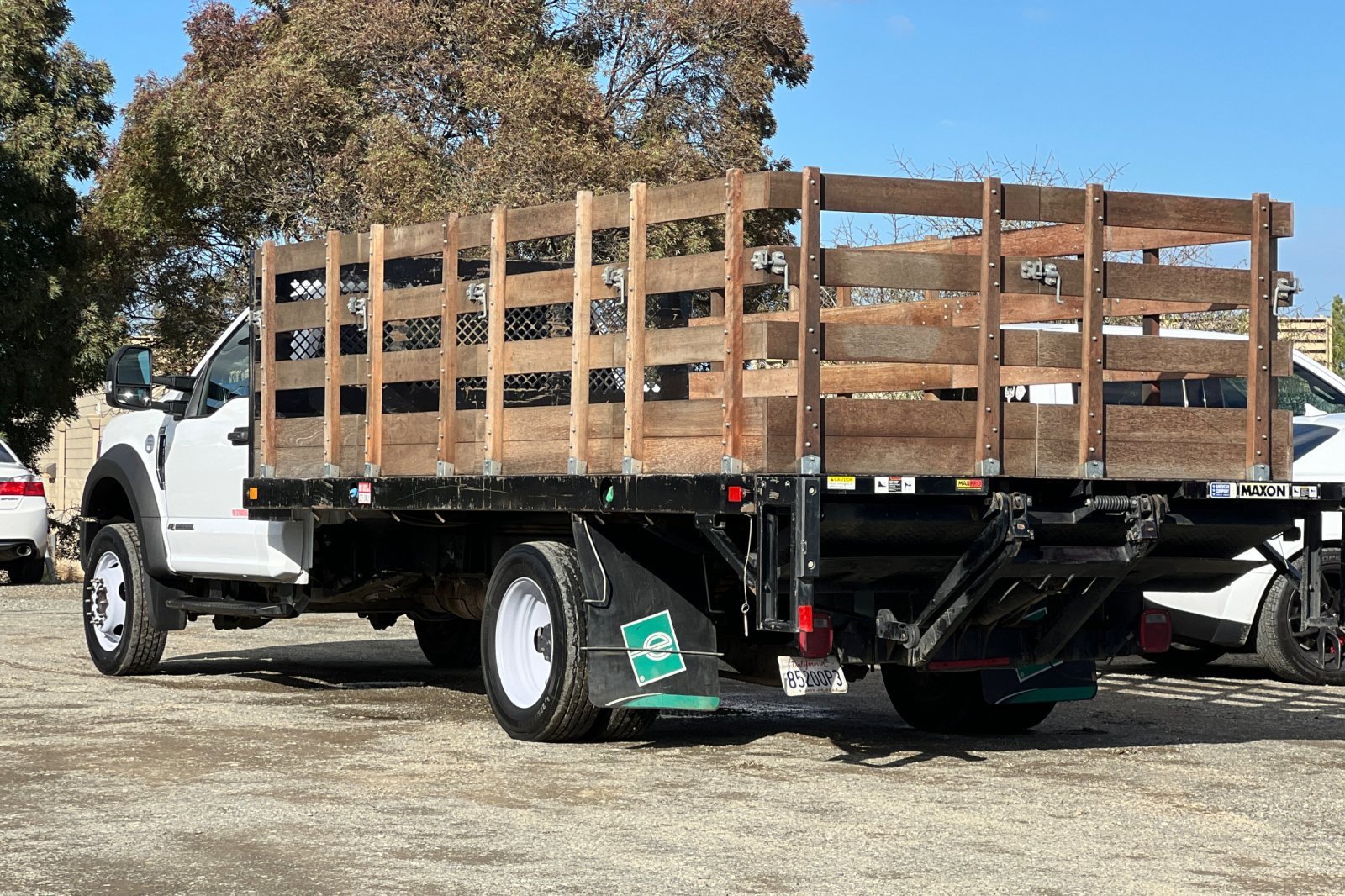 Certified 2022 Ford F550 4x4 Regular Cab Super Duty image 6