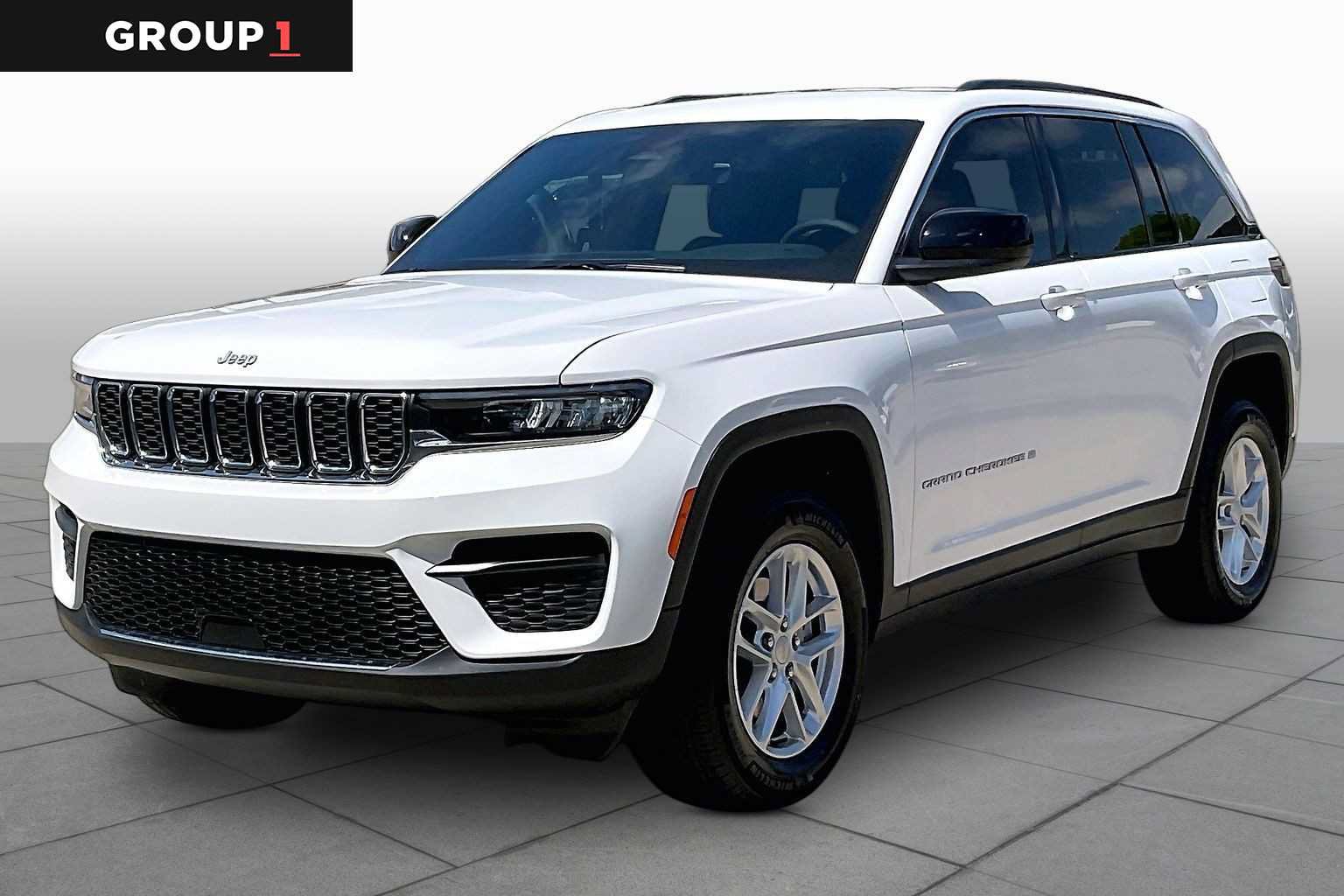 New 2026 Jeep Grand Cherokee Laredo AWD/4WD video 1