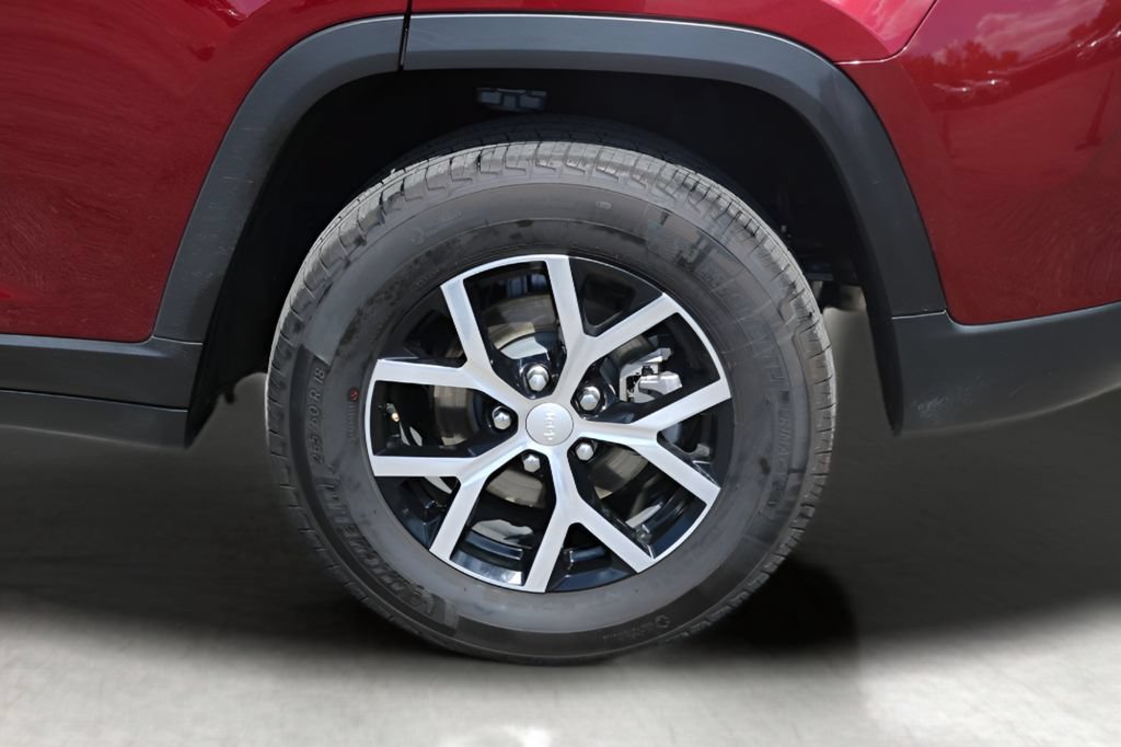 Used 2023 Jeep Grand Cherokee Limited RWD image 9