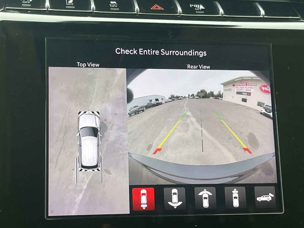 Used 2022 Jeep Grand Cherokee L Limited w/ Luxury Tech Group II image 26