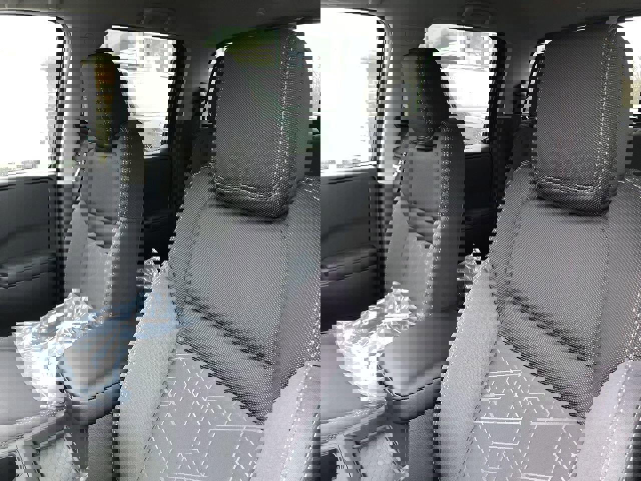 New 2026 Nissan Frontier SV w/ SV Convenience Package image 21