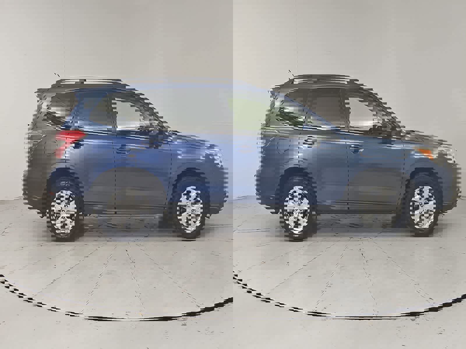 Used 2014 Subaru Forester 2.5i Touring w/ Popular Package #2 image 7