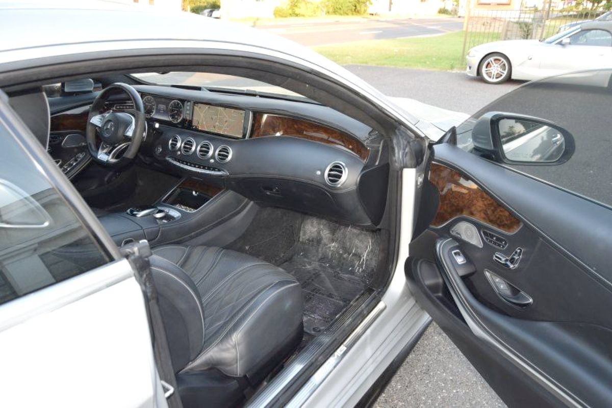 Used 2015 Mercedes-Benz S 63 AMG 4MATIC Coupe image 26