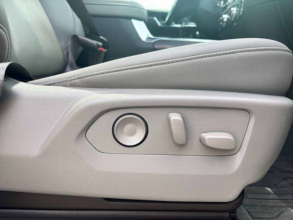 Used 2022 GMC Sierra 1500 SLT w/ SLT Premium Plus Package image 24