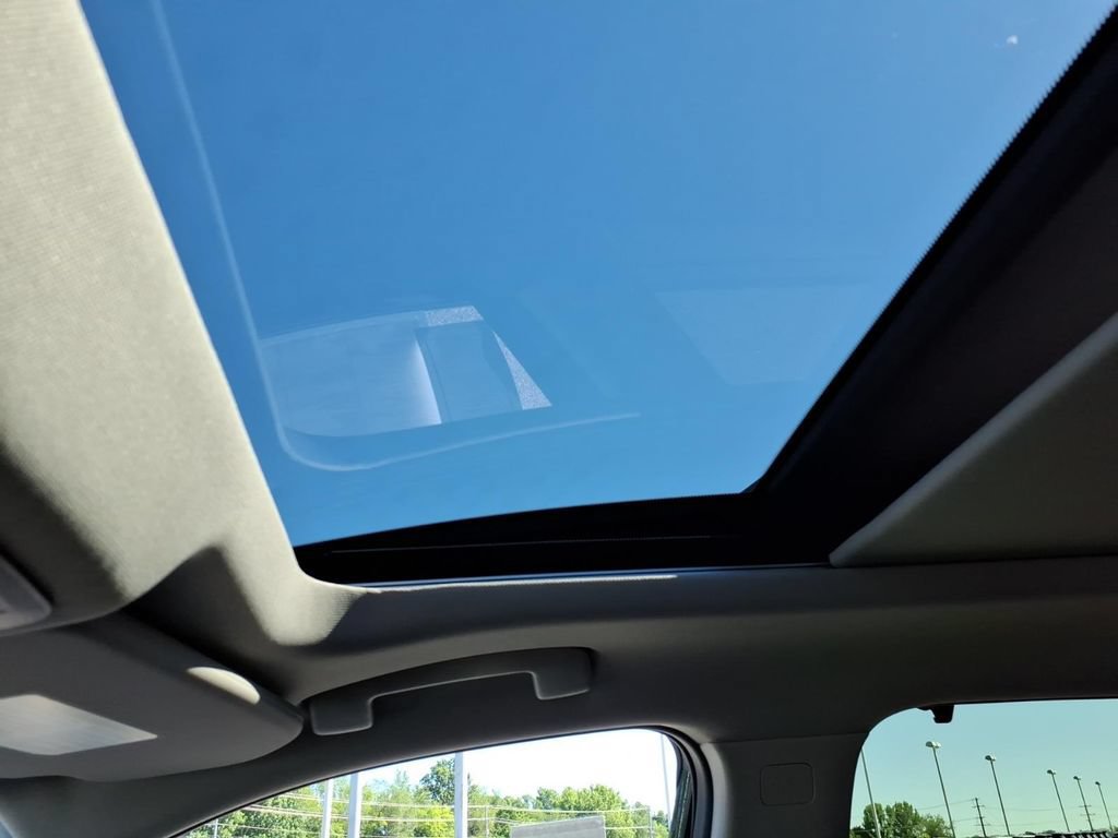 New 2026 Nissan Rogue Platinum AWD/4WD image 15