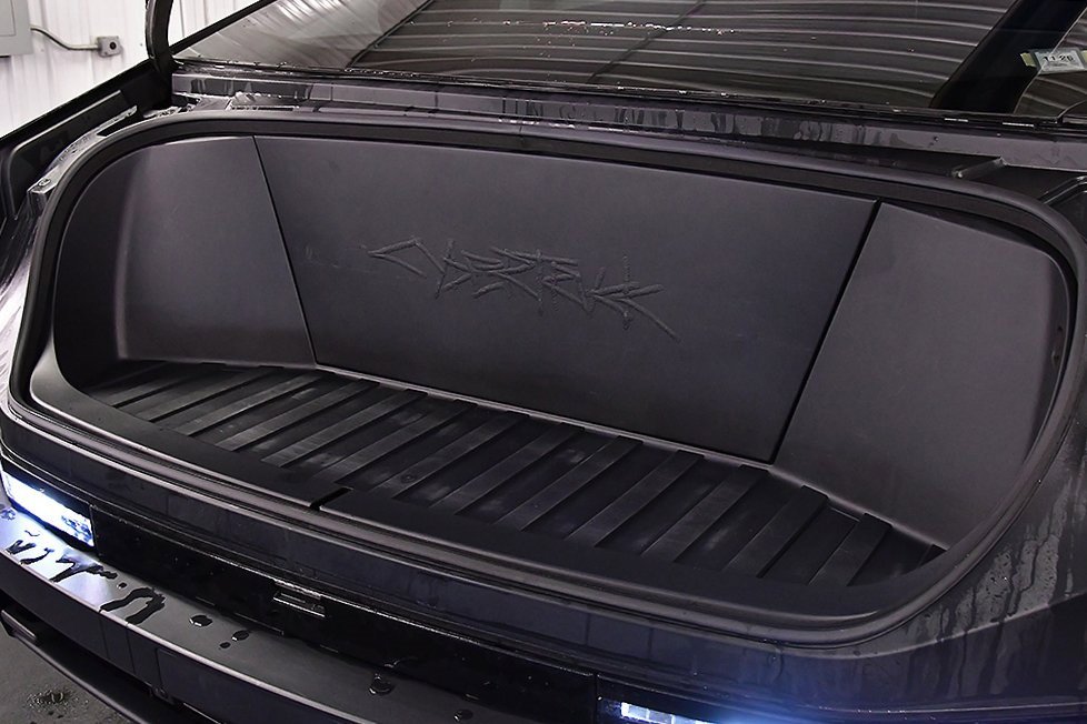 Used 2024 Tesla Cybertruck Cyberbeast image 28