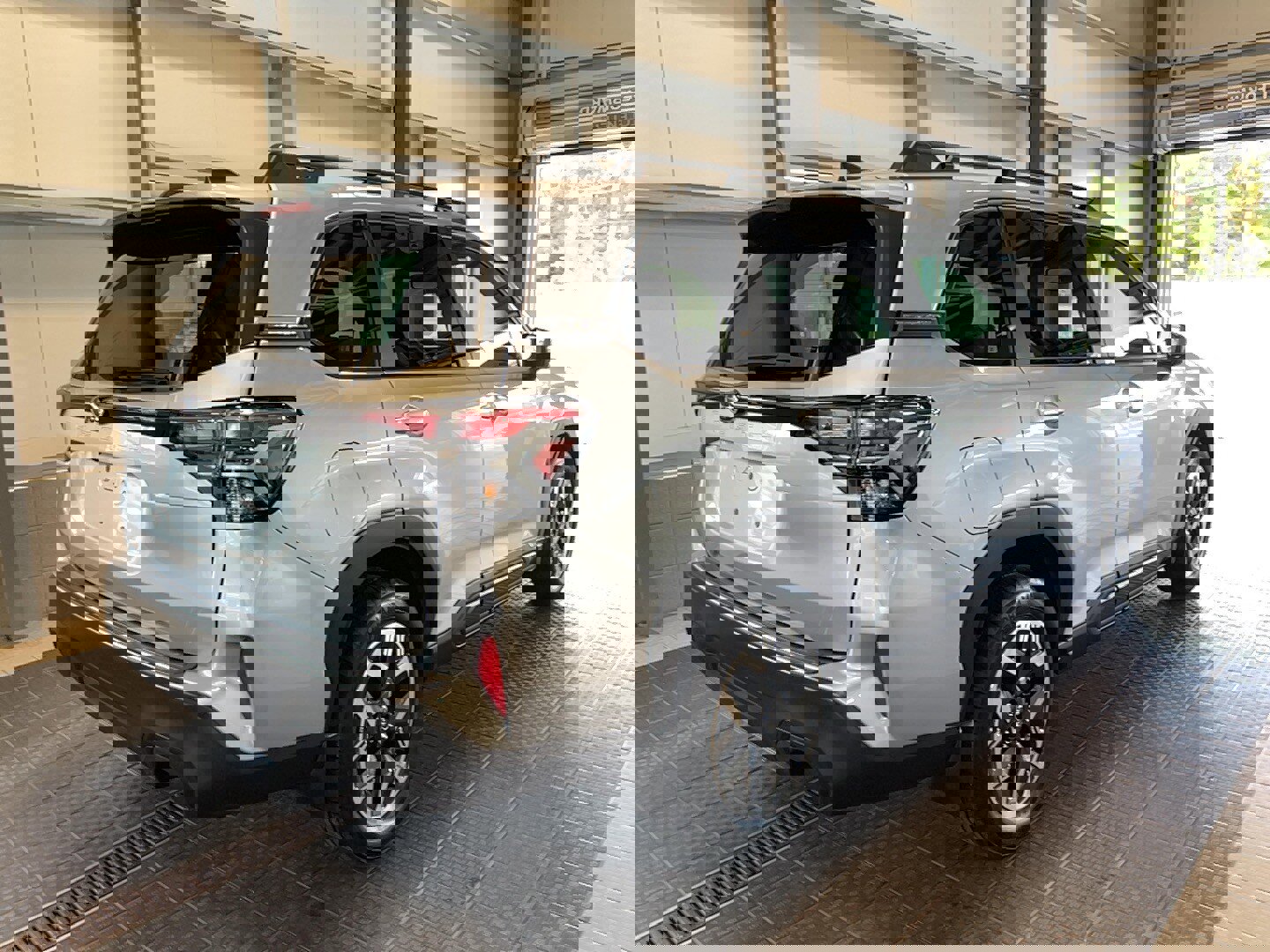 Used 2025 Subaru Forester Premium image 19