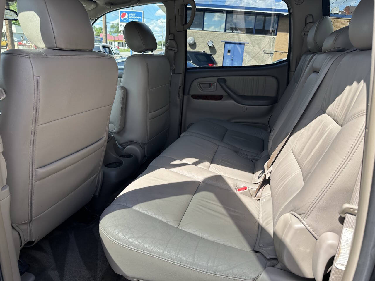 Used 2005 Toyota Tundra Limited RWD image 9