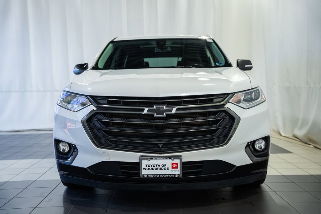 Used 2021 Chevrolet Traverse Premier w/ Redline Edition AWD/4WD image 2