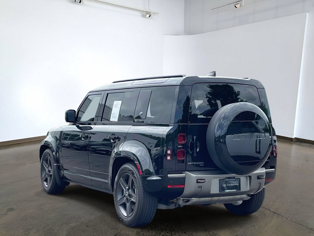 Used 2023 Land Rover Defender 110 X-Dynamic SE AWD/4WD image 6