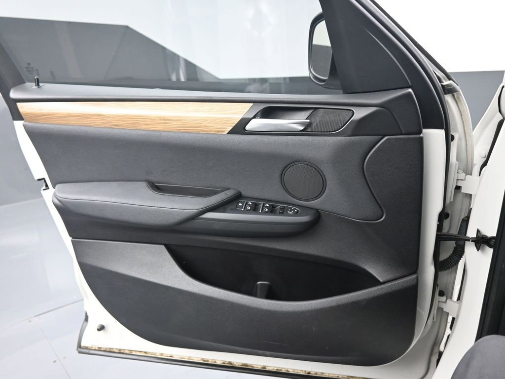 Used 2014 BMW X3 xDrive28i image 15