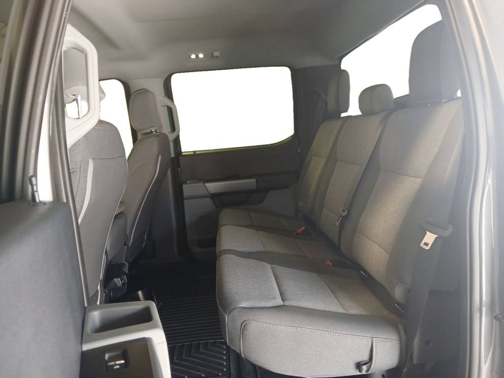Used 2024 Ford F250 XL w/ STX Appearance Package AWD/4WD image 13