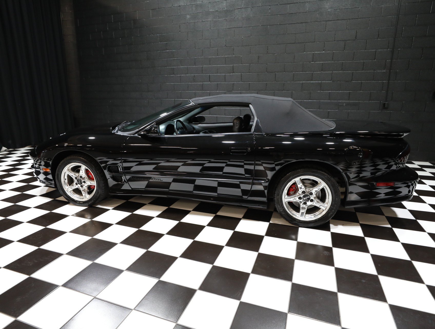 Used 1999 Pontiac Firebird Trans Am RWD image 7