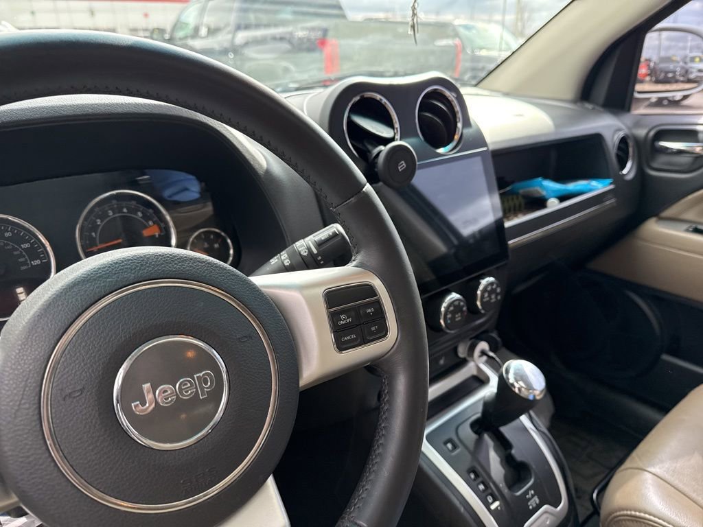 Used 2015 Jeep Compass Limited w/ Sun/Sound Group image 12