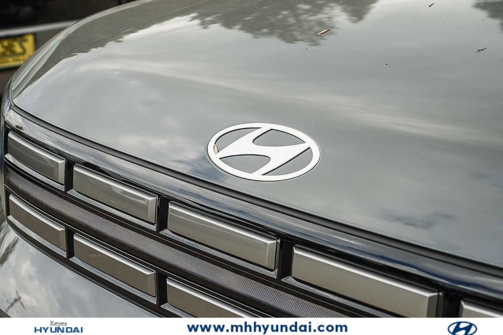 New 2026 Hyundai Santa Fe SE FWD image 9