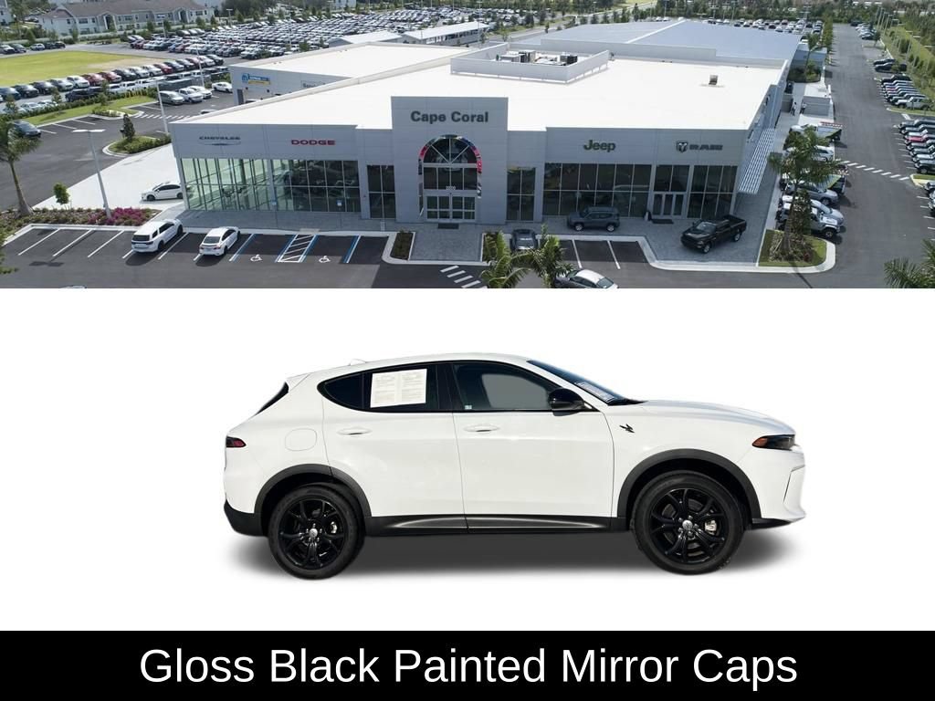 Used 2023 Dodge Hornet GT w/ GT Blacktop Package AWD/4WD image 5