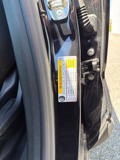 Used 2025 Chevrolet Equinox LT AWD/4WD image 27