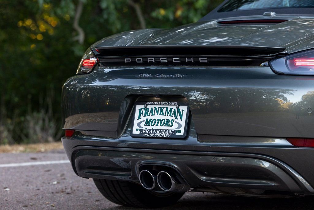 Used 2021 Porsche 718 Boxster Base w/ Premium Package image 34