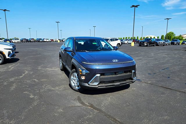 New 2027 Hyundai Kona SE AWD/4WD image 1