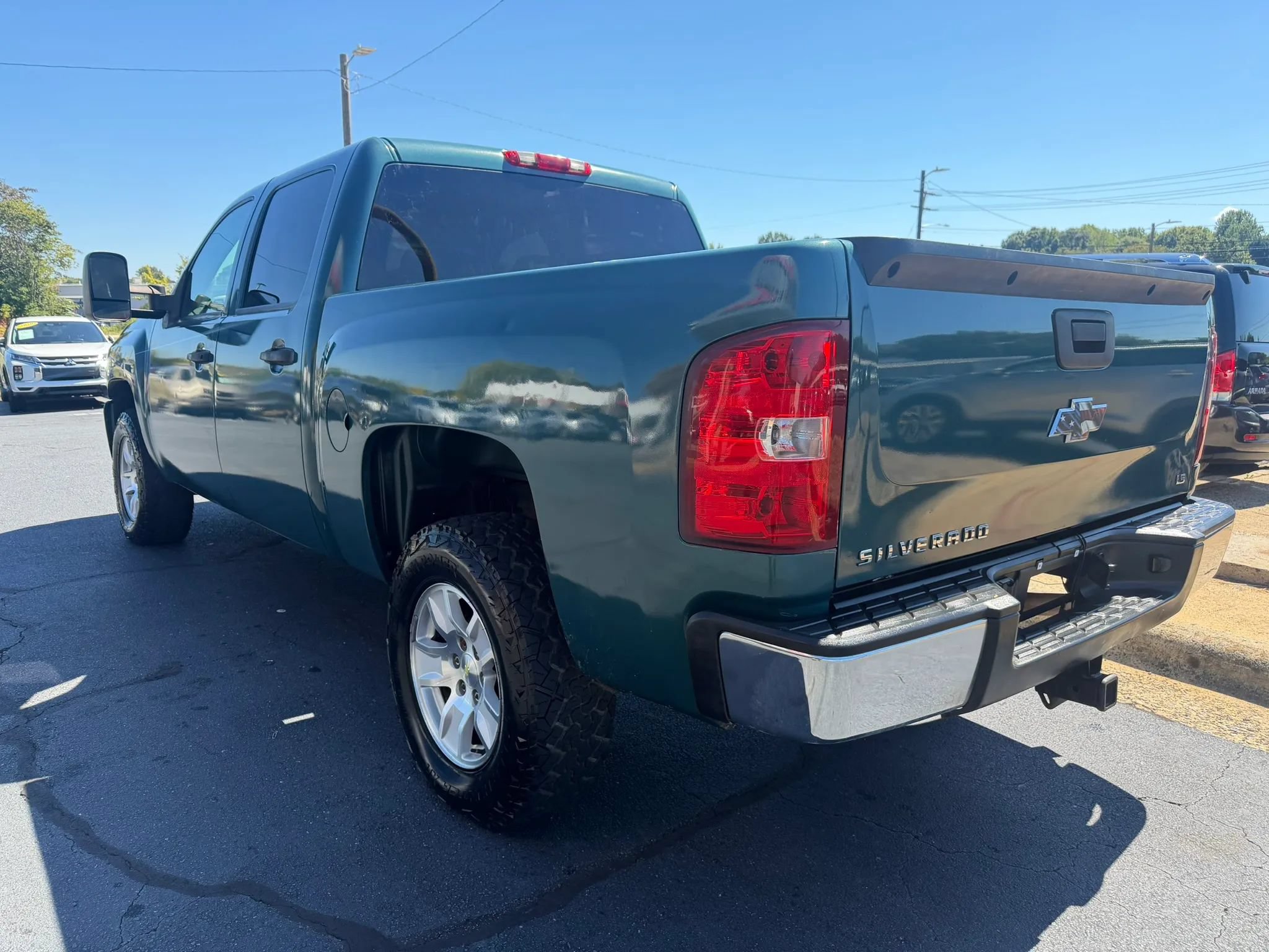 Used 2007 Chevrolet Silverado 1500 LS w/ Towing Package AWD/4WD image 5