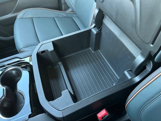 Used 2026 GMC Yukon AT4 w/ AT4 Premium Package AWD/4WD image 27