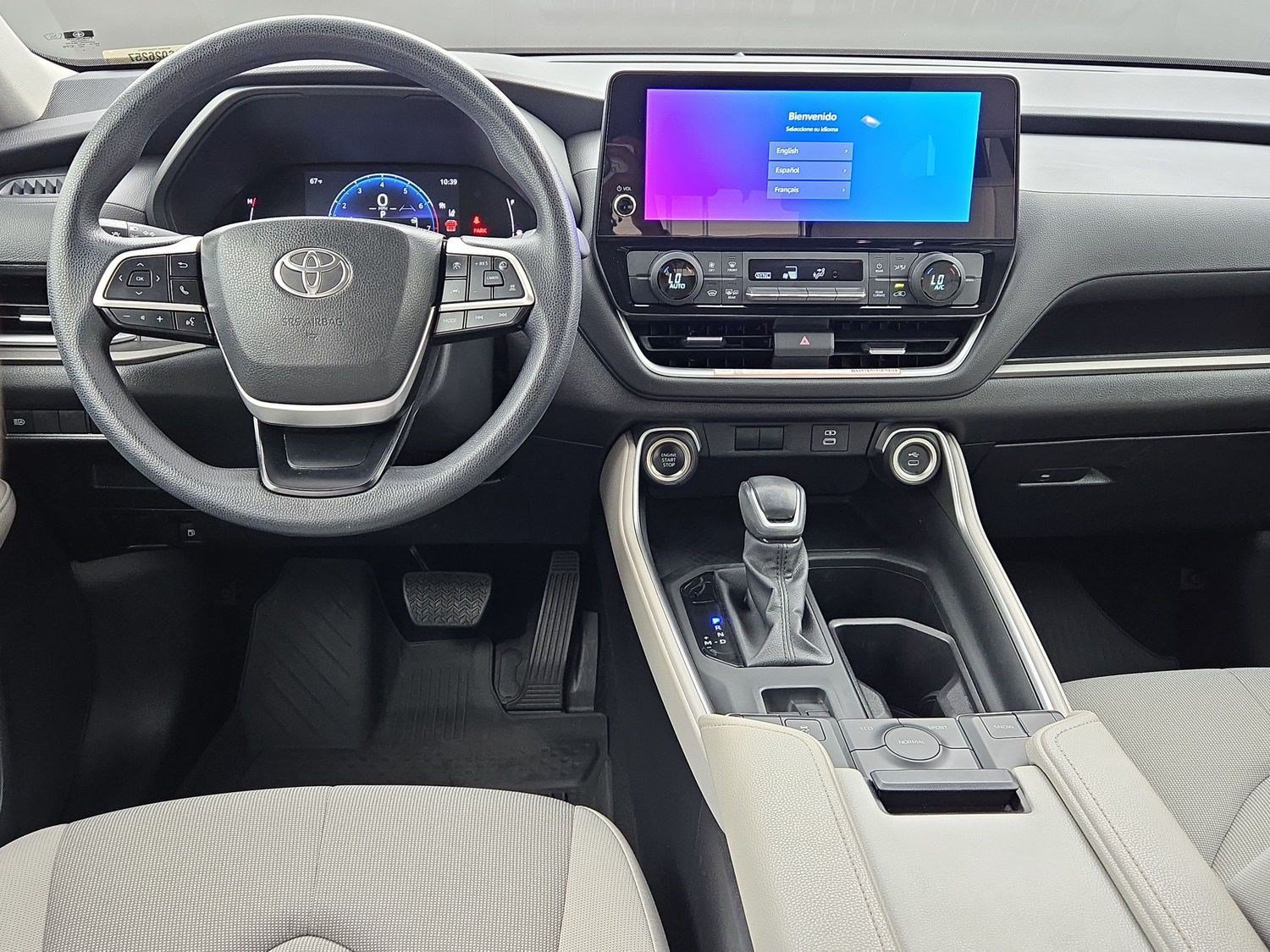 Certified 2025 Toyota Grand Highlander FWD image 12